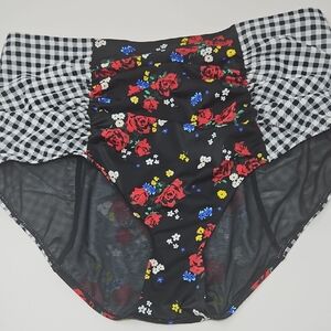 Torrid Black Floral Checker Ruched Bikini Bottom Size 2